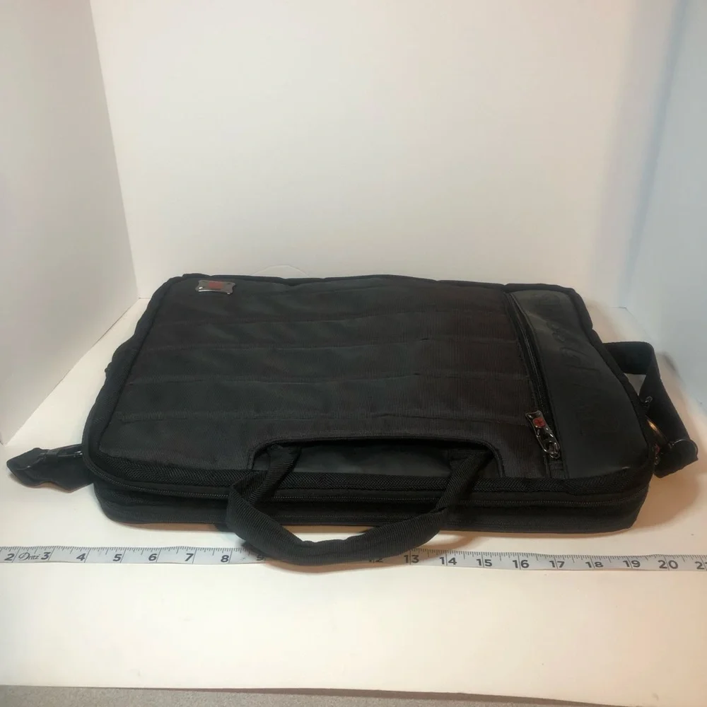 Swiss Gear Over The Shoulder Black Travel Bag. Office/laptop/travel